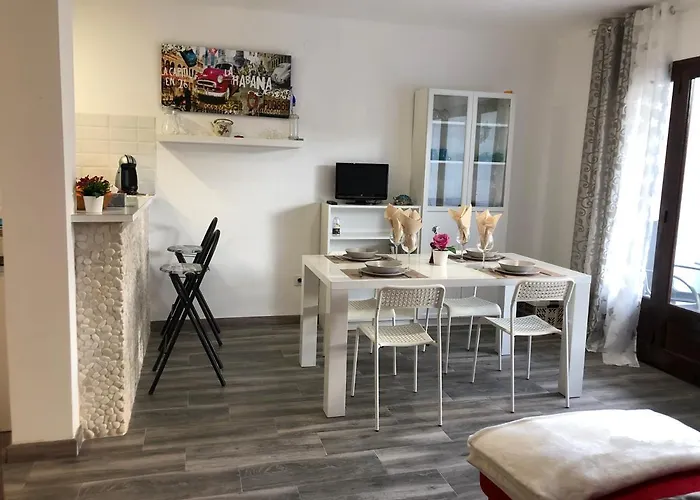 In The Forest With Sea View شقة *